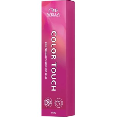 Wella Professionals Modell 44/05 Mahagoni - Haarfarbe Wella Professionals Modell 44/05 Mahagoni - Haarfarbe