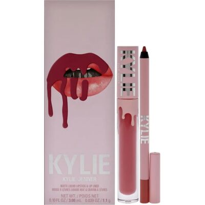 Kylie Jenner Kylie Matte Lip Kit - Snow Way Bae - Coffret Lèvres - Publicité Kylie Jenner Kylie Matte Lip Kit - Snow Way Bae - Coffret Lèvres - Publicité