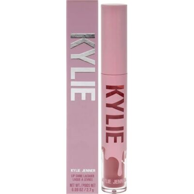 Kylie Cosmetics Kylie Jenner Lip Shine Lacquer - 340 90'S Baby Gloss à lèvres - Publicité Kylie Cosmetics Kylie Jenner Lip Shine Lacquer - 340 90'S Baby Gloss à lèvres - Publicité