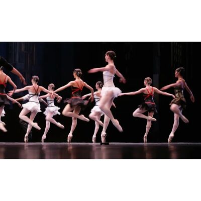 PAPERMOON Ballett Tapete - Bunt, 4,50m x 2,80m PAPERMOON Ballett Tapete - Bunt, 4,50m x 2,80m