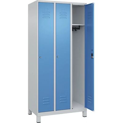 C+P Schließfach Classic PLUS - 3 Fächer, Hellgrau / Hellblau, 900mm Breite C+P Schließfach Classic PLUS - 3 Fächer, Hellgrau / Hellblau, 900mm Breite