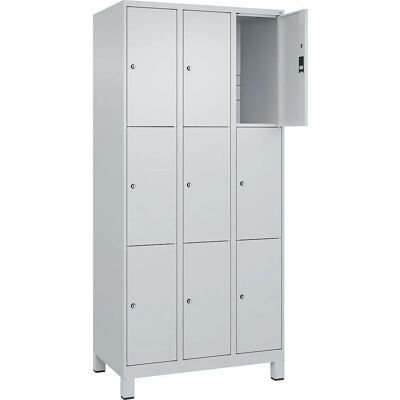 C+P Schließfachschrank mit 3 Fächern - Lichtgrau - 195cm Hoch C+P Schließfachschrank mit 3 Fächern - Lichtgrau - 195cm Hoch