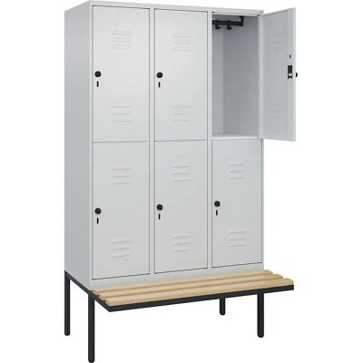 C+P Stahlspind mit Bank - Classic PLUS, 3 Fächer, Hellgrau, 1200mm breit - Spind C+P Stahlspind mit Bank - Classic PLUS, 3 Fächer, Hellgrau, 1200mm breit - Spind