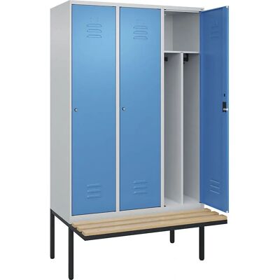 C+P Stahlschrank mit Sitz - 1200mm, Hellgrau/Blau, 3 Fächer C+P Stahlschrank mit Sitz - 1200mm, Hellgrau/Blau, 3 Fächer