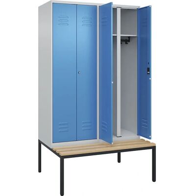 C+P Schließfach Classic PLUS mit Bank, 2 Module, Hellgrau/Hellblau - Schrank C+P Schließfach Classic PLUS mit Bank, 2 Module, Hellgrau/Hellblau - Schrank