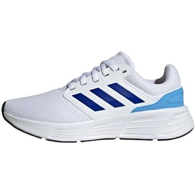 Chaussures de course blanches Adidas Galaxy 6 - Légères, Respirantes, Durables - Publicité Chaussures de course blanches Adidas Galaxy 6 - Légères, Respirantes, Durables - Publicité