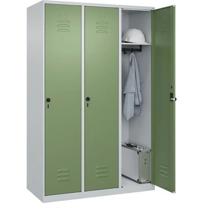 C+P Schließfach Classic PLUS - Stahl, Grün Reseda, 3 Fächer C+P Schließfach Classic PLUS - Stahl, Grün Reseda, 3 Fächer