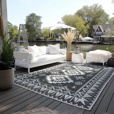 Elle Decoration Dynamic Reversible Carpet - Indoor & Outdoor Elle Decoration Dynamic Reversible Carpet - Indoor & Outdoor