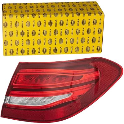 Hella Lumină spate LED Mercedes C-Class - Partea dreaptă Hella Lumină spate LED Mercedes C-Class - Partea dreaptă