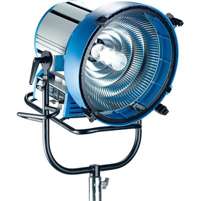 ARRI M90 9/6 kW Projecteur Fresnel - Spotlight Fresnel - Publicité ARRI M90 9/6 kW Projecteur Fresnel - Spotlight Fresnel - Publicité