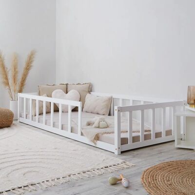 Homestyle4u Valkoinen lastensänky 90x200cm - Turvakaiteet - Matala Montessori sänky Homestyle4u Valkoinen lastensänky 90x200cm - Turvakaiteet - Matala Montessori sänky