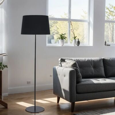 LICHT-ERLEBNISSE Maja Stehlampe - Moderner Stil, Schwarzer Stoffschirm, Vielseitig LICHT-ERLEBNISSE Maja Stehlampe - Moderner Stil, Schwarzer Stoffschirm, Vielseitig