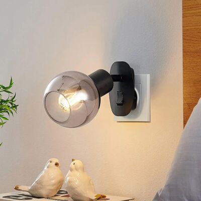 Lindby Lámpara de pared ajustable negra con pantalla de vidrio ahumado Lindby Lámpara de pared ajustable negra con pantalla de vidrio ahumado