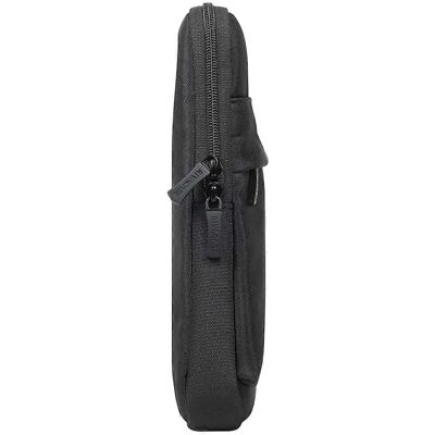 Étui en polyester imperméable RIVACASE pour ordinateur portable Étui en polyester imperméable RIVACASE pour ordinateur portable