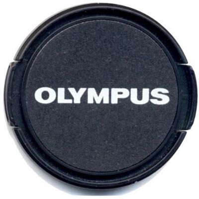 Coque d'objectif Olympus LC-46 - Protège les objectifs M.Zuiko Digital - Publicité Coque d'objectif Olympus LC-46 - Protège les objectifs M.Zuiko Digital - Publicité