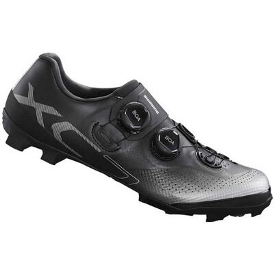 Chaussures de VTT Shimano SH-XC702 - Noir - EU 38 / US 5-5.5 - Publicité Chaussures de VTT Shimano SH-XC702 - Noir - EU 38 / US 5-5.5 - Publicité