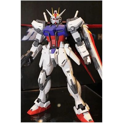 Bandai MG Aile Strike Gundam Ver.RM 1/100 Model z plastiku - Wysoka Szczegółowość Bandai MG Aile Strike Gundam Ver.RM 1/100 Model z plastiku - Wysoka Szczegółowość