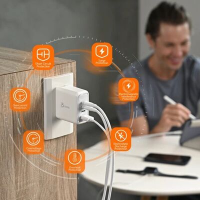 j5create JUP4370 - 70W GaN USB-C 4-Port Wall Charger j5create JUP4370 - 70W GaN USB-C 4-Port Wall Charger