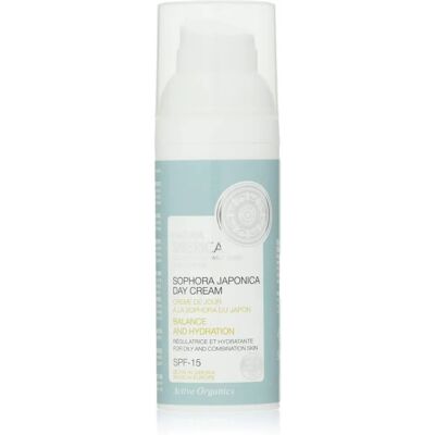 Crema de Día Natura Siberica con Equilibrio y Hidratación SPF15 Crema de Día Natura Siberica con Equilibrio y Hidratación SPF15