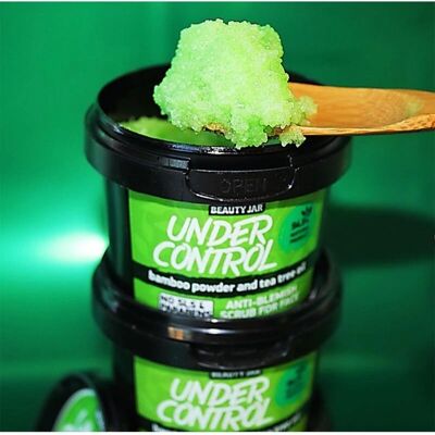 Beauty Jar Under Control Gommage facial pour peau grasse - Publicité Beauty Jar Under Control Gommage facial pour peau grasse - Publicité