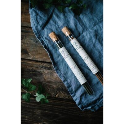 Kvasir Geurkaarsen van Smells Like Spells - Huismakeirig Kvasir Geurkaarsen van Smells Like Spells - Huismakeirig