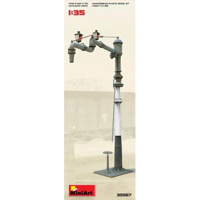 Mini Art Grue d'eau pour diorama 1:35 - Publicité Mini Art Grue d'eau pour diorama 1:35 - Publicité