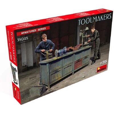 Mini Art 1:35 Scale Historical Figure - Toolmakers Mini Art 1:35 Scale Historical Figure - Toolmakers