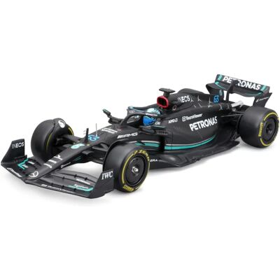 Mercedes-AMG F1 W14 E-Performance - Miniatura 1:24 - Hełm Russell Mercedes-AMG F1 W14 E-Performance - Miniatura 1:24 - Hełm Russell
