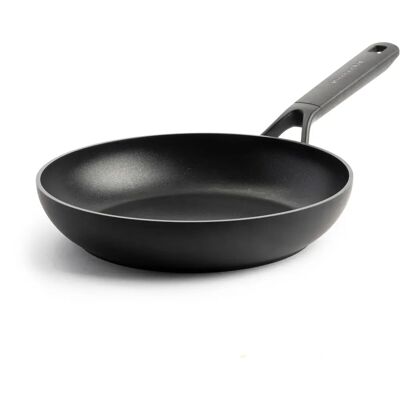 Patelnia KitchenAid klasyczna z powłoką ceramiczną 24cm Patelnia KitchenAid klasyczna z powłoką ceramiczną 24cm