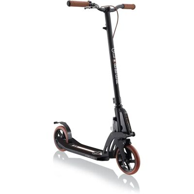 Globber One K 180 Vintage Noir - Trottinette - Publicité Globber One K 180 Vintage Noir - Trottinette - Publicité