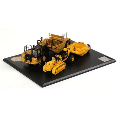 Miniatura agricola CATERPILLAR 621K - Modello D7 - pressofuso Miniatura agricola CATERPILLAR 621K - Modello D7 - pressofuso