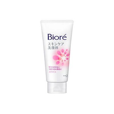 Nettoyant facial Biore - Mousse nettoyante pour femmes - Publicité Nettoyant facial Biore - Mousse nettoyante pour femmes - Publicité