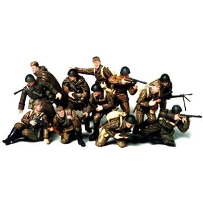 Tamiya Infanterie d'Assaut Russe - 12 Figurines - Échelle 1/35 Tamiya Infanterie d'Assaut Russe - 12 Figurines - Échelle 1/35