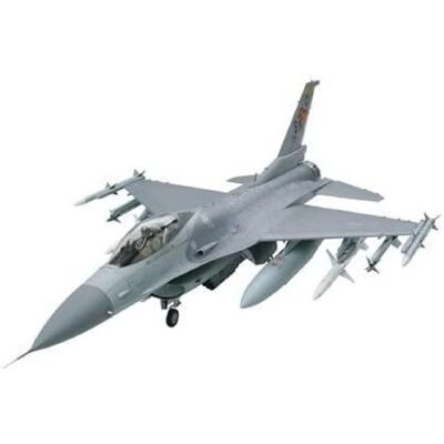 Tamiya F-16CJ Fighting Falcon Modellkit - 1/32 - TAMI60315 Tamiya F-16CJ Fighting Falcon Modellkit - 1/32 - TAMI60315