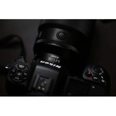 Nikon NIKKOR Z 35mm f/1.2 S Objektiv - Objektiv Nikon NIKKOR Z 35mm f/1.2 S Objektiv - Objektiv