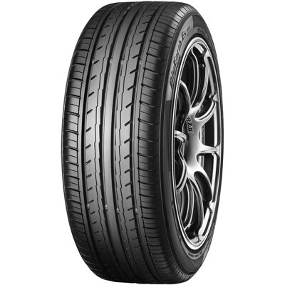 Yokohama BluEarth ES32 245/40R17 V Sommerdæk Yokohama BluEarth ES32 245/40R17 V Sommerdæk