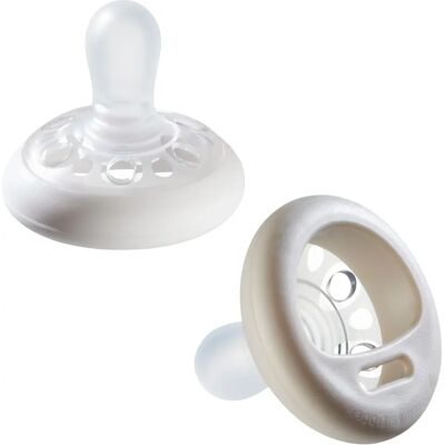 Sucette Tommee Tippee Semblable au Sein 0-6 mois - Pack de 2 - Publicité Sucette Tommee Tippee Semblable au Sein 0-6 mois - Pack de 2 - Publicité