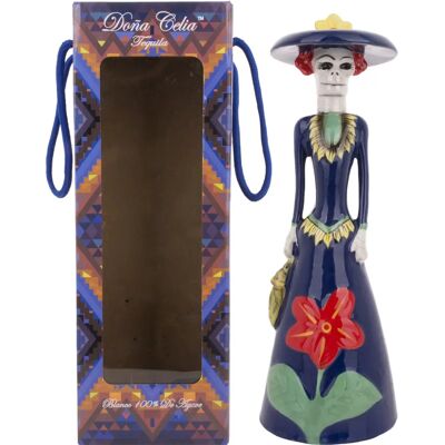 Dona Celia Tequila Blanco - 100% d'Agave - Coffret Cadeau - Publicité Dona Celia Tequila Blanco - 100% d'Agave - Coffret Cadeau - Publicité