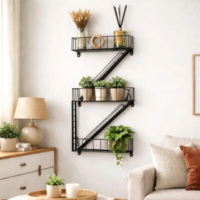 Marco Paul Interiors - NYC Fire Escape - Floating Wall - shelf unit - Publicité Marco Paul Interiors - NYC Fire Escape - Floating Wall - shelf unit - Publicité