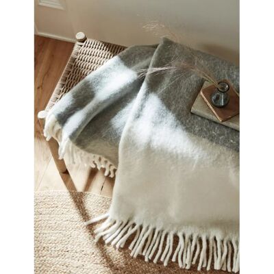 Laura Ashley Bronwen Decke - Kuscheldecke 130x170 cm Laura Ashley Bronwen Decke - Kuscheldecke 130x170 cm