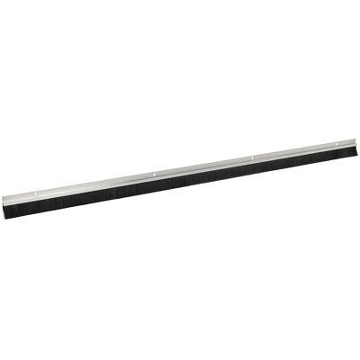 Bandeau de brosse pour porte de garage Silverline Fixman - Aluminium - 25mm poils - 2 x 1067mm - Publicité Bandeau de brosse pour porte de garage Silverline Fixman - Aluminium - 25mm poils - 2 x 1067mm - Publicité