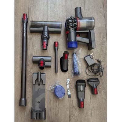 Dyson V8 Animal Complete Cordless Vacuum Cleaner Dyson V8 Animal Complete Cordless Vacuum Cleaner