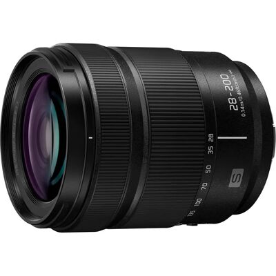 Panasonic Lumix S 28-200mm F4-7.1 Macro O.I.S. Panasonic Lumix S 28-200mm F4-7.1 Macro O.I.S.