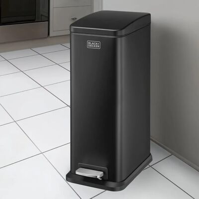 BLACK+DECKER Svart slank pedalhink - Trash Bin BLACK+DECKER Svart slank pedalhink - Trash Bin