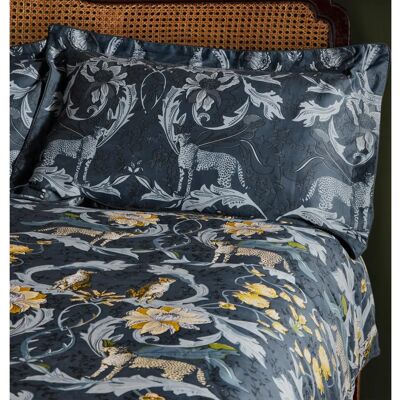 Paoletti Nouvilla Cheetah Floral 200 Thread Count Pillowcases - Pillowcase Set Paoletti Nouvilla Cheetah Floral 200 Thread Count Pillowcases - Pillowcase Set