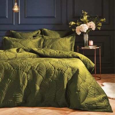 Paoletti Palmeria Quilted Velvet Duvet Cover Set - Green - Double Paoletti Palmeria Quilted Velvet Duvet Cover Set - Green - Double