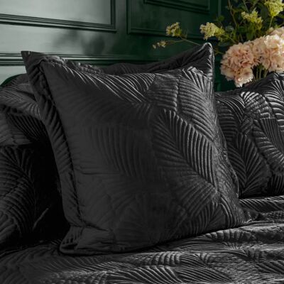 Paoletti - Palmeria Quilted Velvet Cushion Cover - Negro Paoletti - Palmeria Quilted Velvet Cushion Cover - Negro