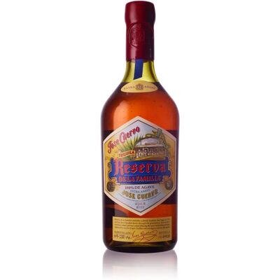 Cuervo Reserva de la Familia 0,7l 40% - Publicité Cuervo Reserva de la Familia 0,7l 40% - Publicité