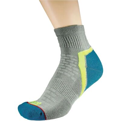 1000 Mile Silver / Teal Active Quarter Socks - Breathable & Supportive 1000 Mile Silver / Teal Active Quarter Socks - Breathable & Supportive