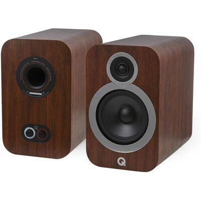 Q Acoustics 3030i - Noyer - Publicité Q Acoustics 3030i - Noyer - Publicité